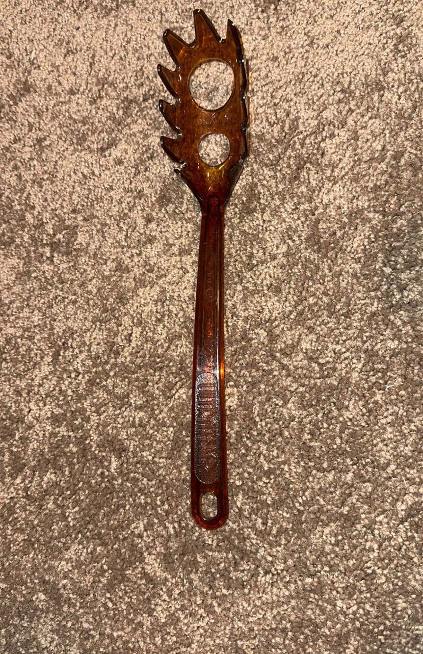 Vintage Ultratemp Amber Plastic Spaghetti Pasta Server